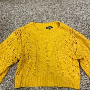 Lulus yellow balloon sleeve sweater size small
